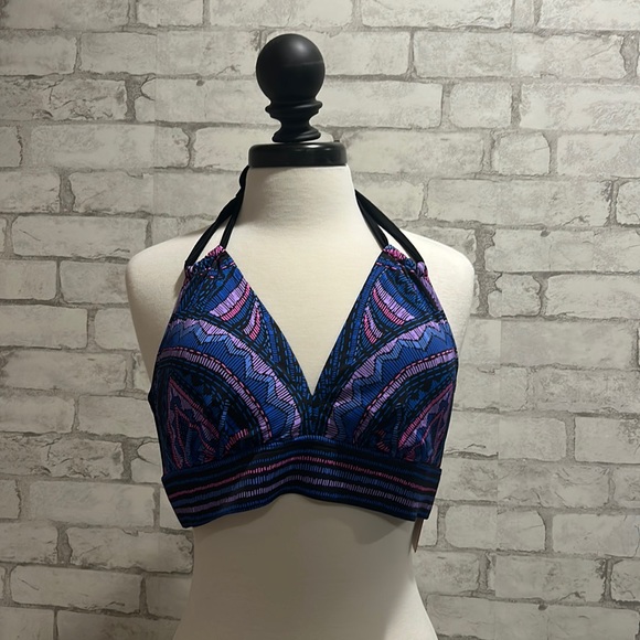 NWT halter bikini top - Picture 1 of 3